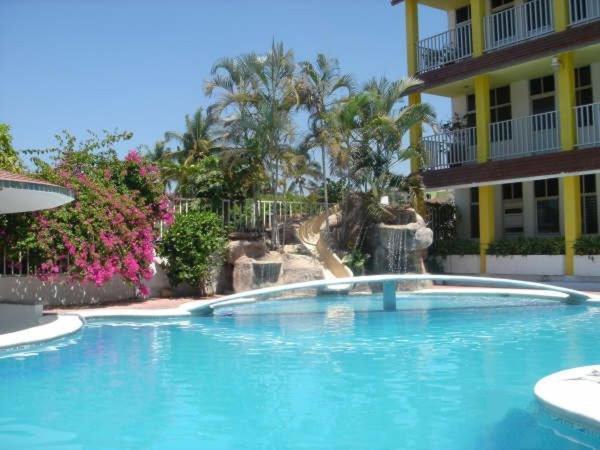 Hotel Y Suites Bugambilias Rincon de Guayabitos Exterior foto