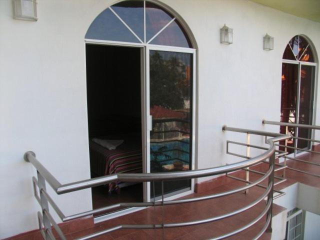 Hotel Y Suites Bugambilias Rincon de Guayabitos Exterior foto